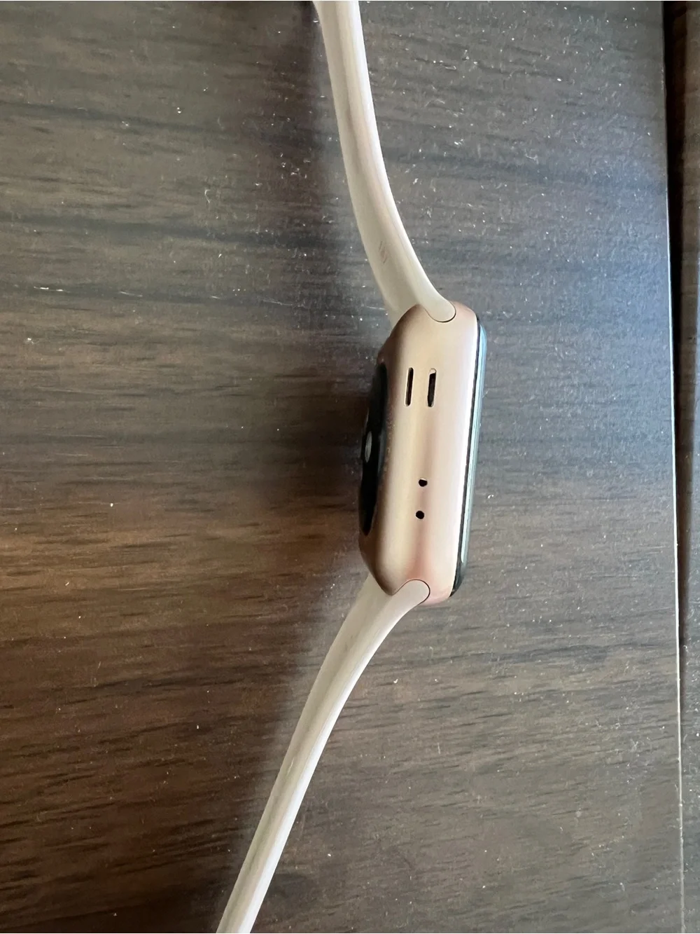 Apple Watch Series 3 (GPS) 38mm Gold Aluminum Case Pink Sport Band
